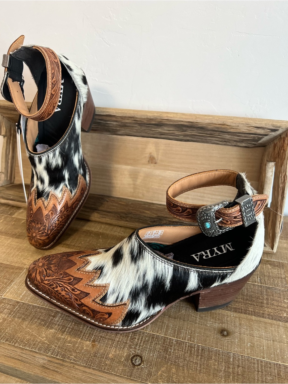 New Hand-Tooled Leather  strap Genuine Hide-On Women Bootie Boot Boho Western 9